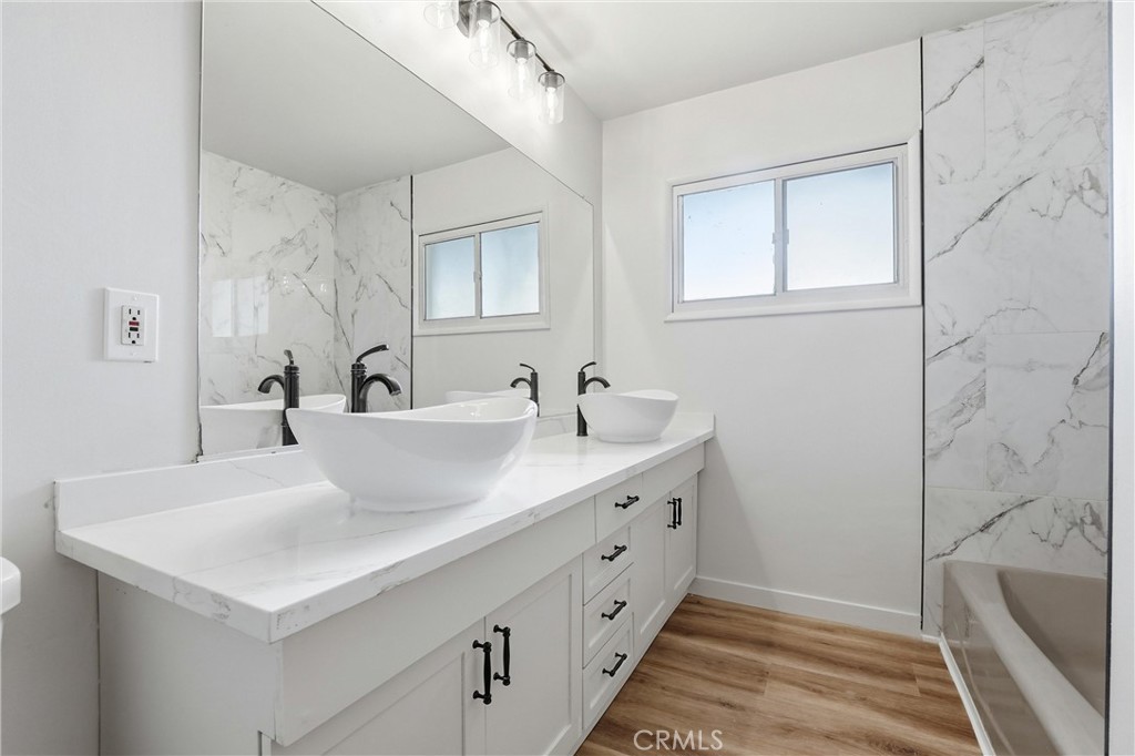 10051 Brookside Dr.