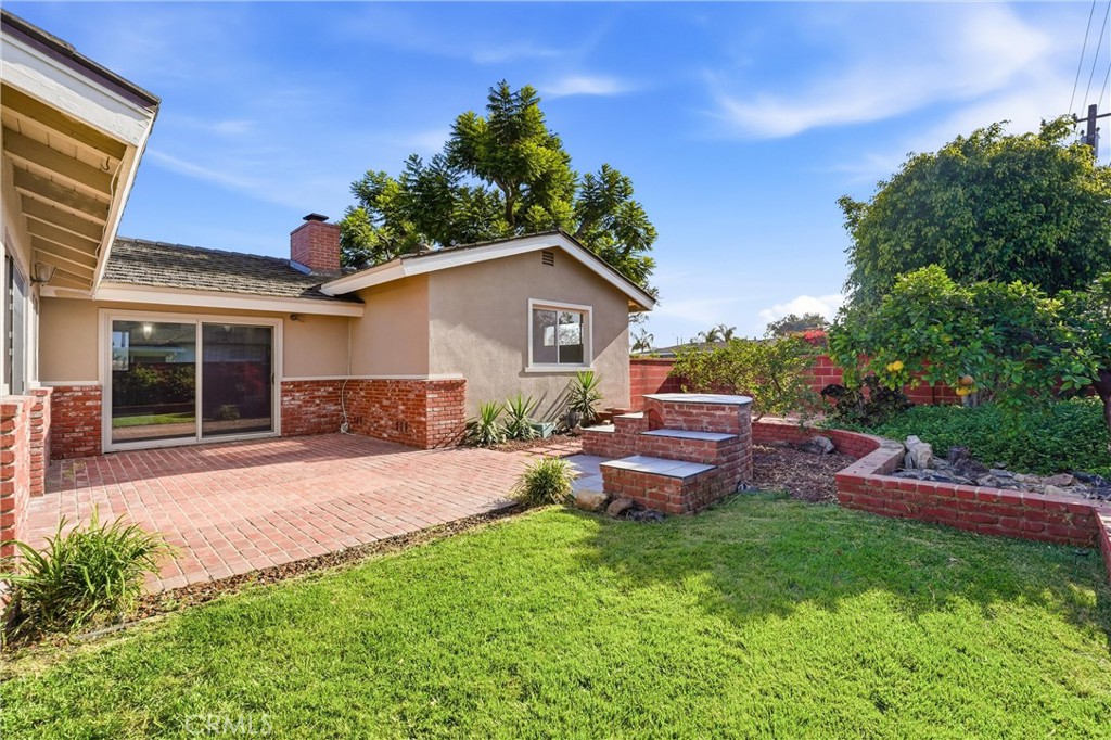 10051 Brookside Dr.