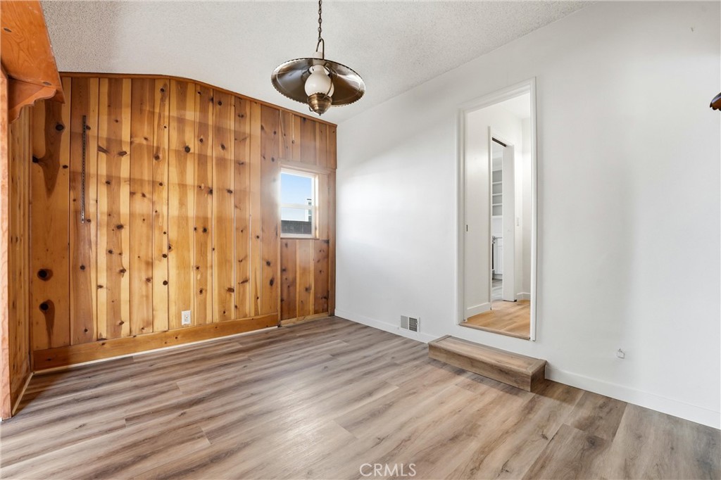 10051 Brookside Dr.