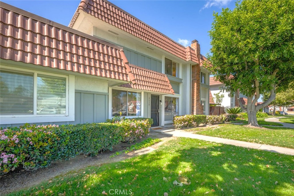 6638 Southampton Drive