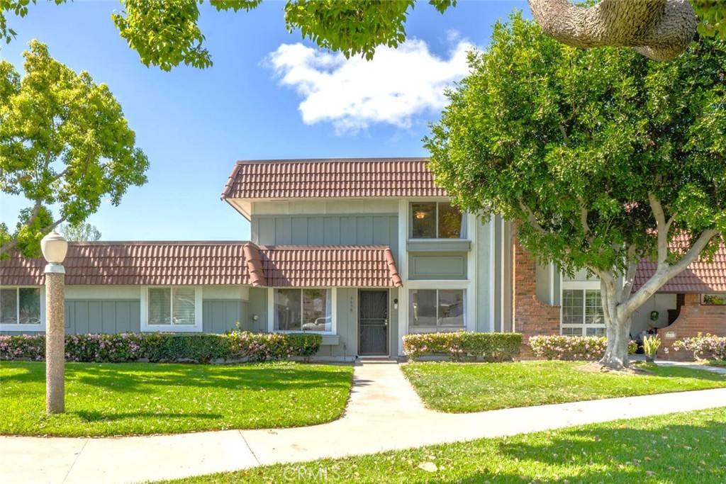 6638 Southampton Drive