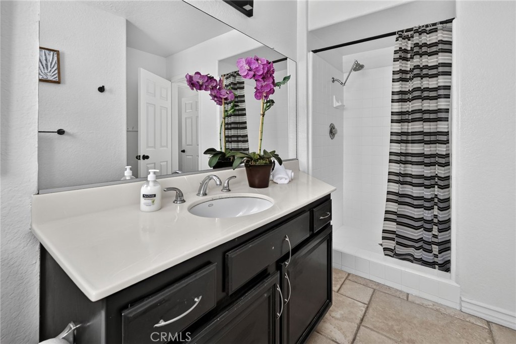 5505 FEATHER GRASS Lane