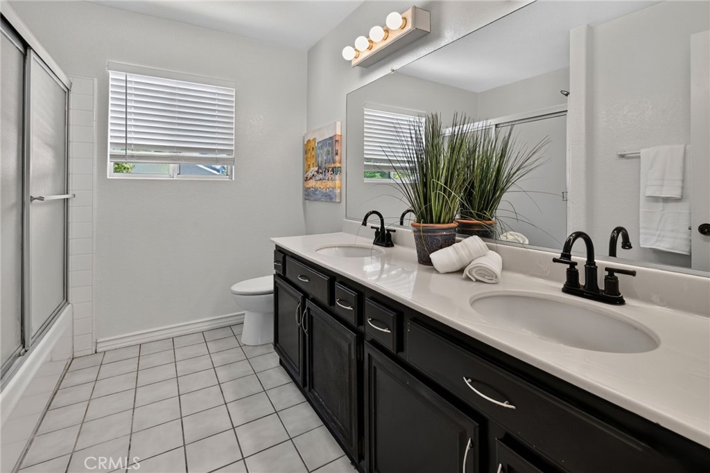 5505 FEATHER GRASS Lane
