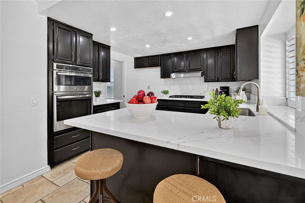 5505 FEATHER GRASS Lane