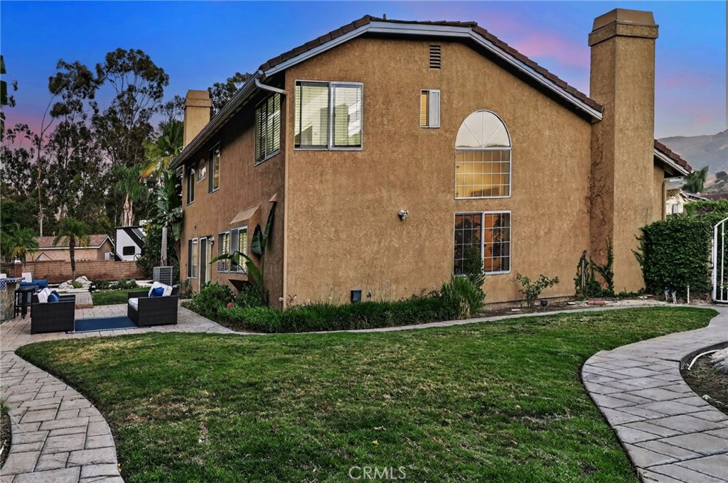 5505 FEATHER GRASS Lane
