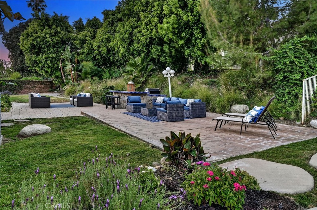 5505 FEATHER GRASS Lane