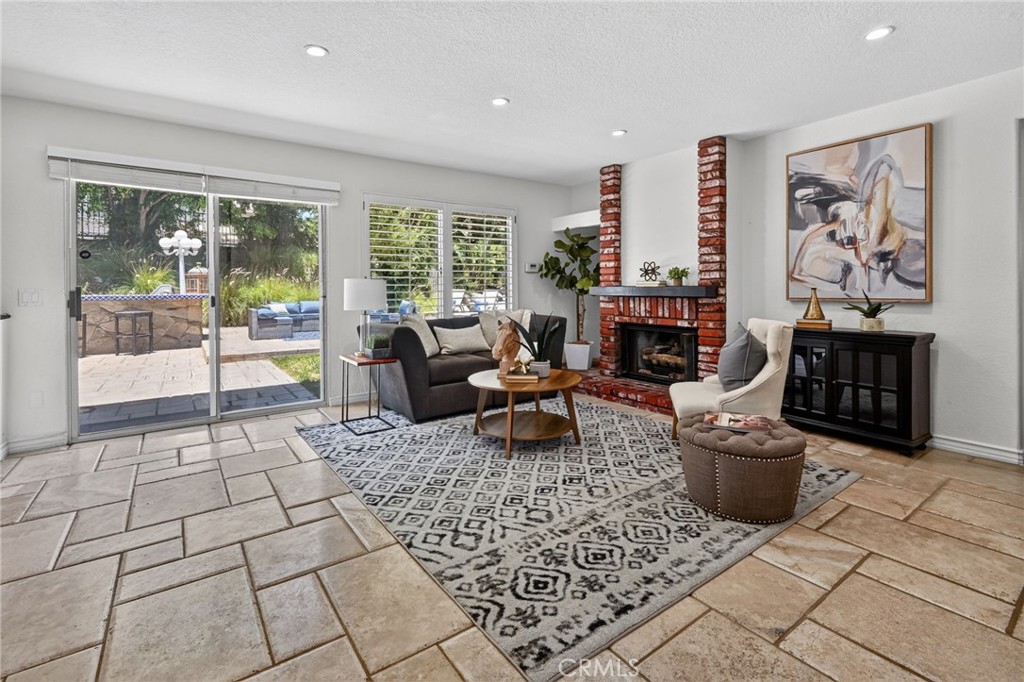 5505 FEATHER GRASS Lane