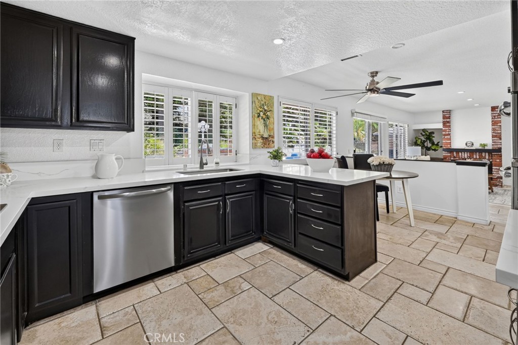 5505 FEATHER GRASS Lane