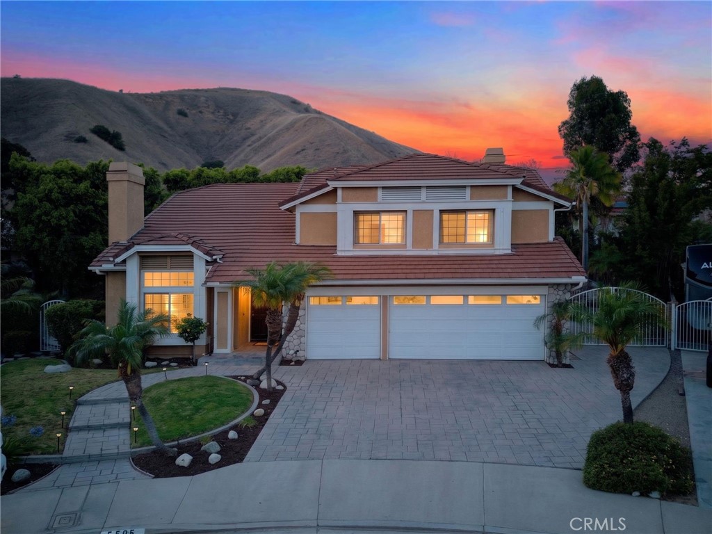 5505 FEATHER GRASS Lane