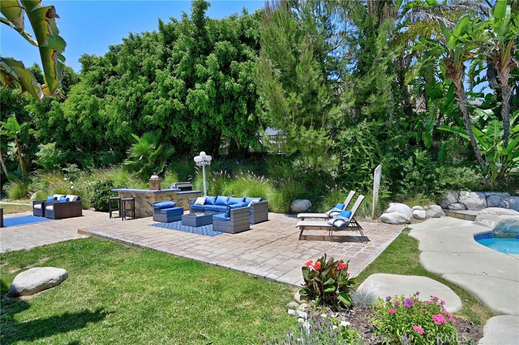 5505 FEATHER GRASS Lane