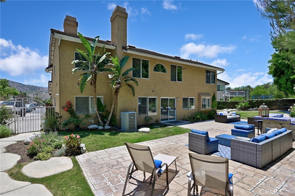 5505 FEATHER GRASS Lane