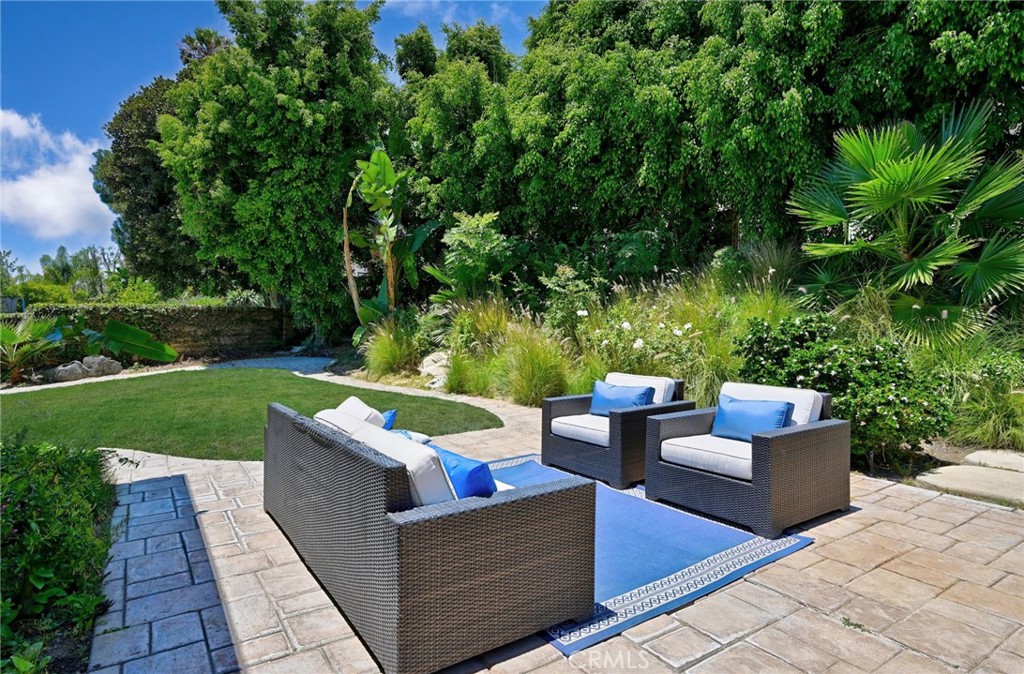 5505 FEATHER GRASS Lane