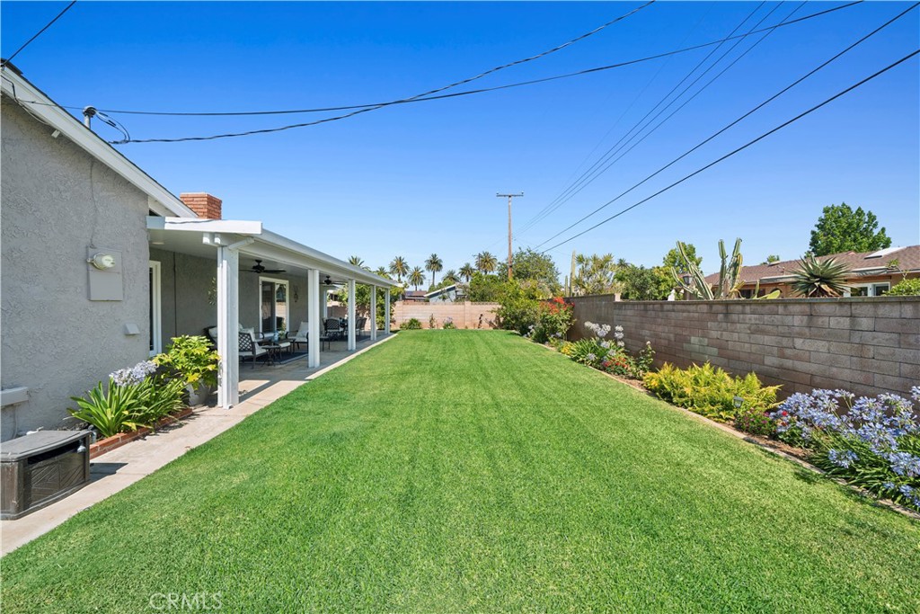 402 E Hoover Avenue