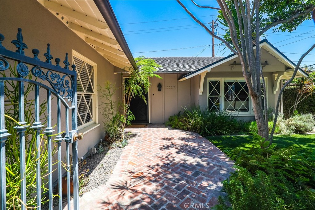 3021 Coleridge Drive