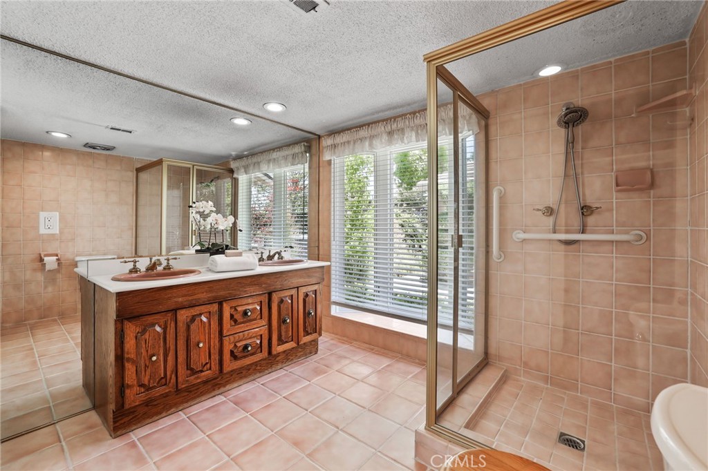 3021 Coleridge Drive