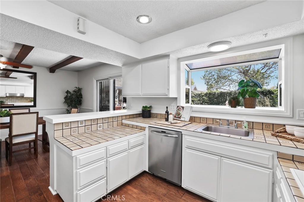 3021 Coleridge Drive