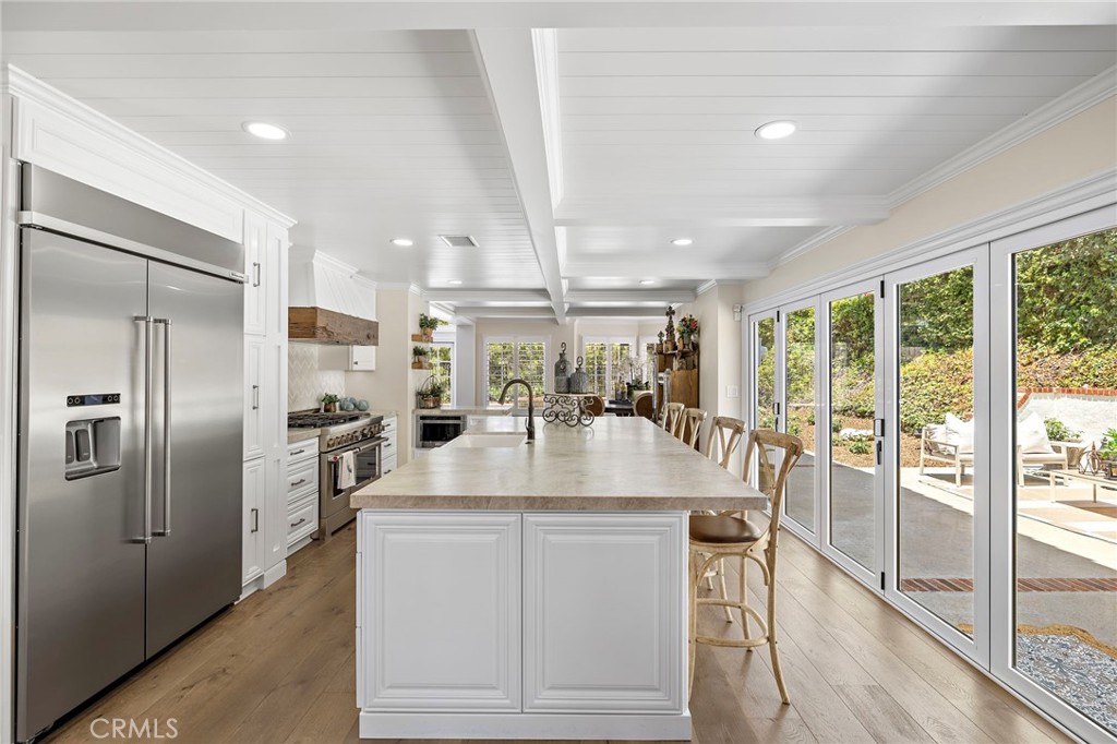 5603 E Crest De Ville