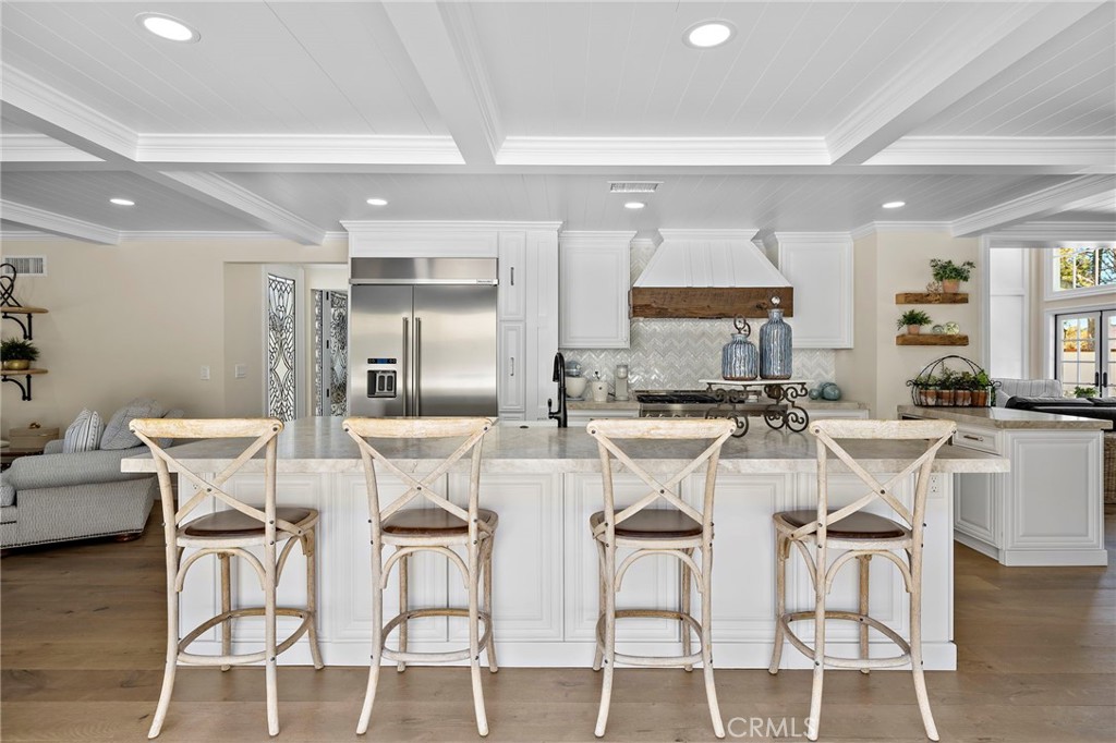5603 E Crest De Ville
