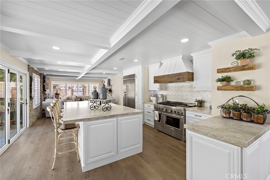 5603 E Crest De Ville