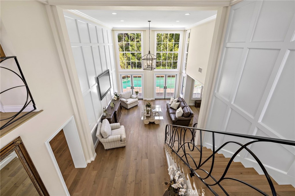 5603 E Crest De Ville