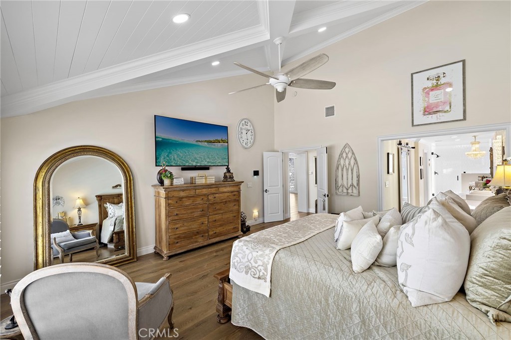 5603 E Crest De Ville
