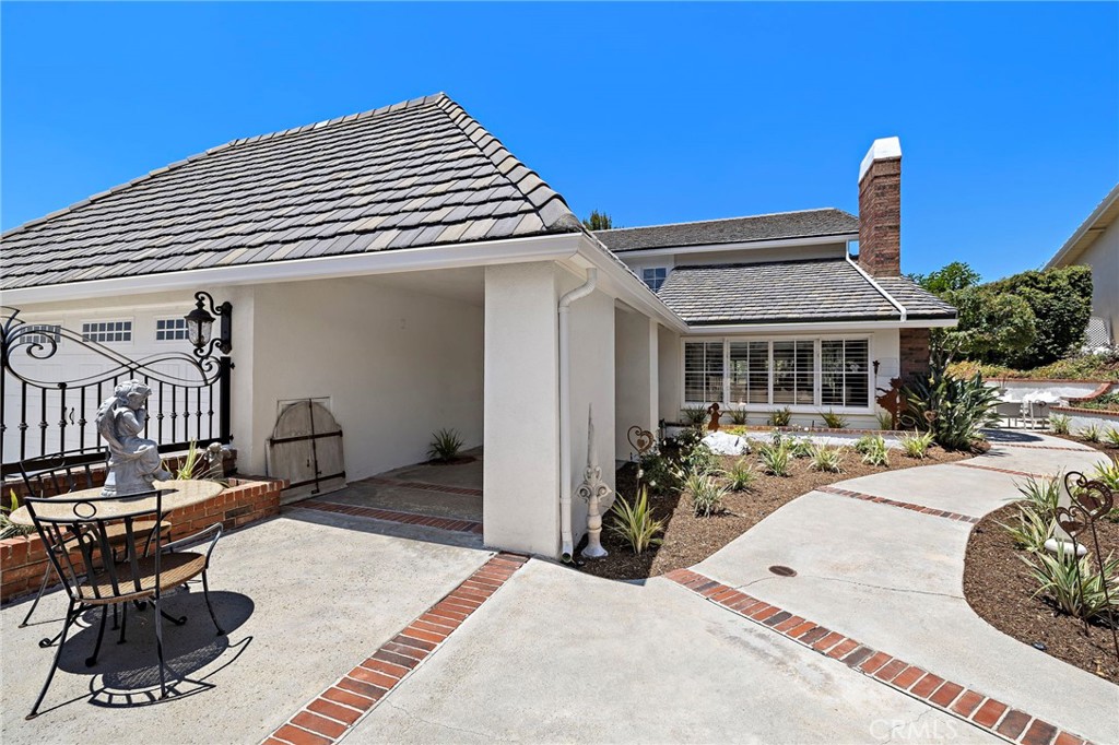 5603 E Crest De Ville