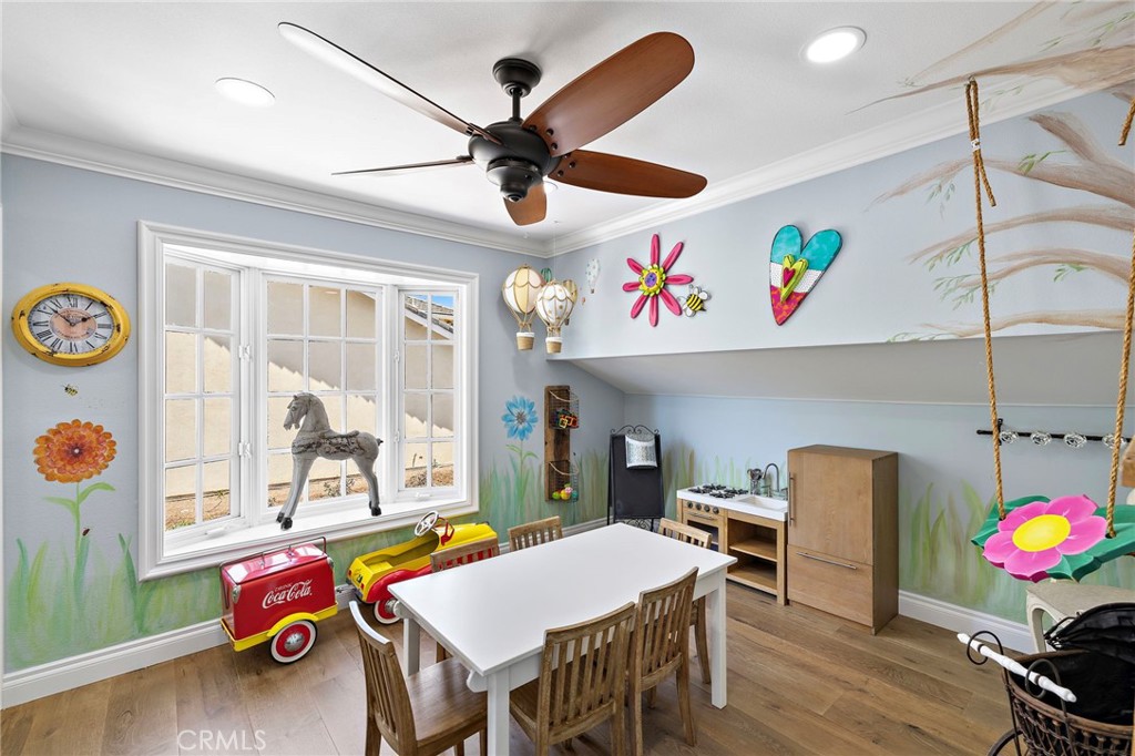 5603 E Crest De Ville