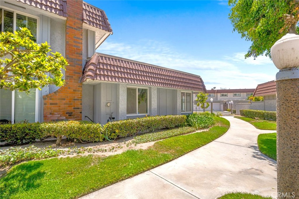 11257 Amelia Way
