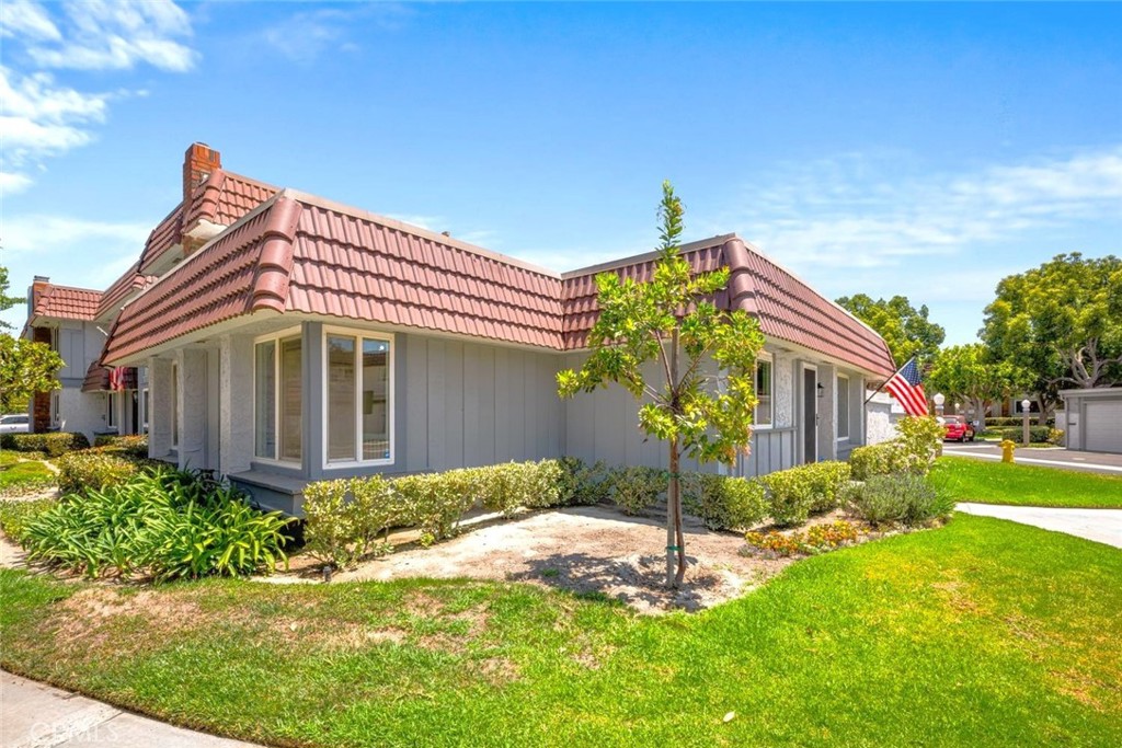 11257 Amelia Way