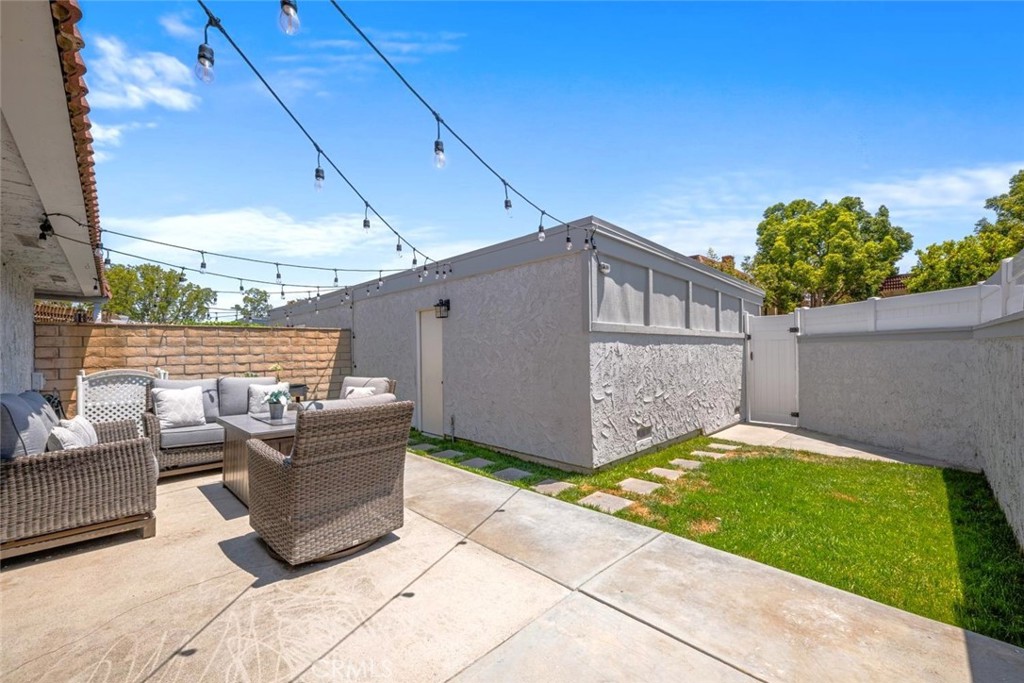 11257 Amelia Way