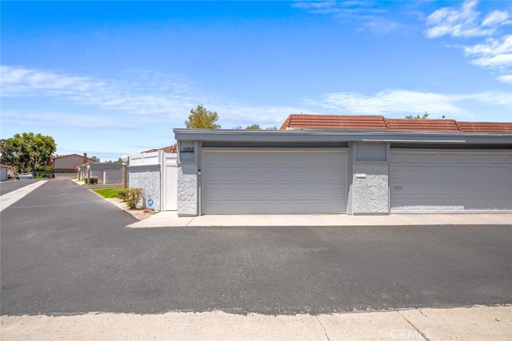 11257 Amelia Way