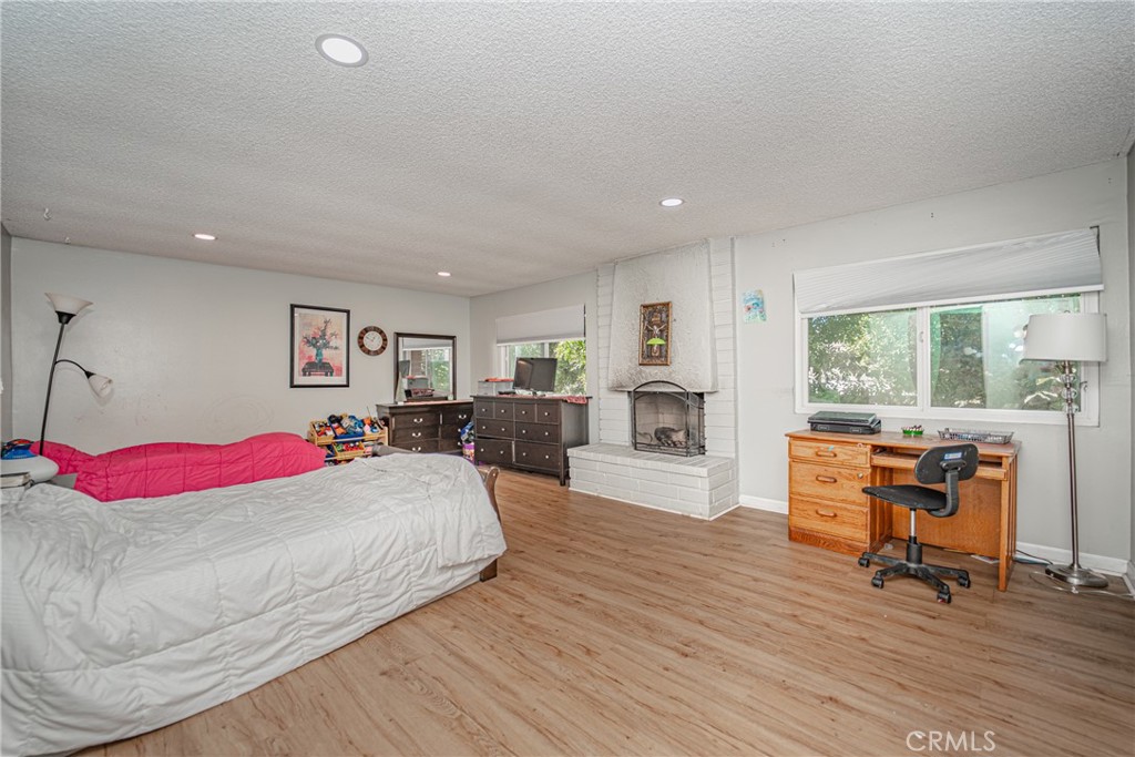 11321 Hart
