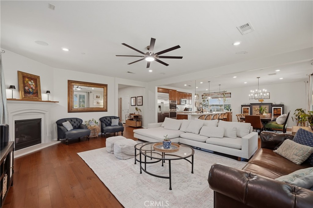 7664 Las Brisas Court