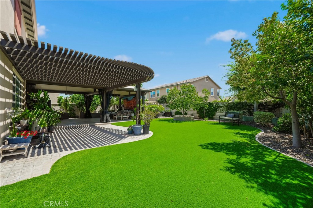 7664 Las Brisas Court