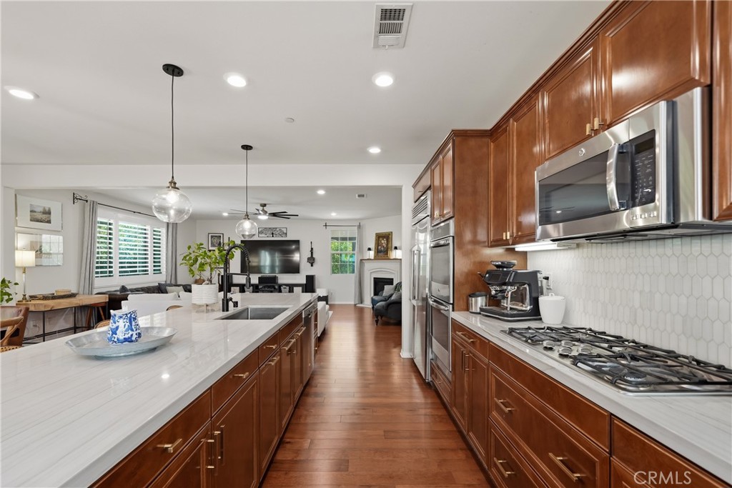 7664 Las Brisas Court