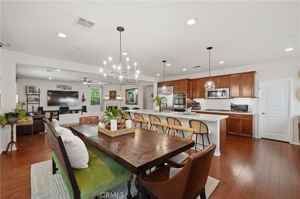 7664 Las Brisas Court