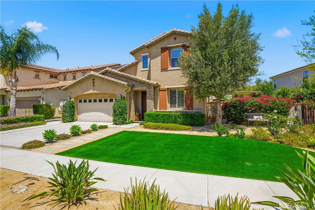 7664 Las Brisas Court