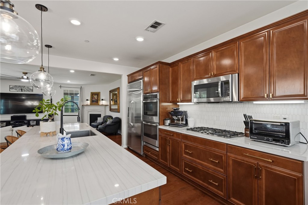 7664 Las Brisas Court