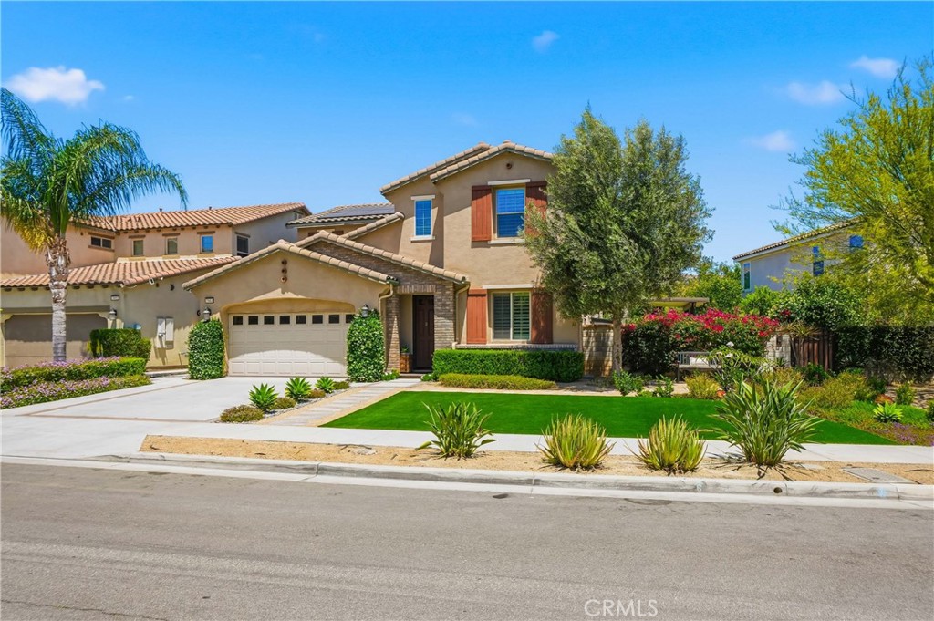 7664 Las Brisas Court