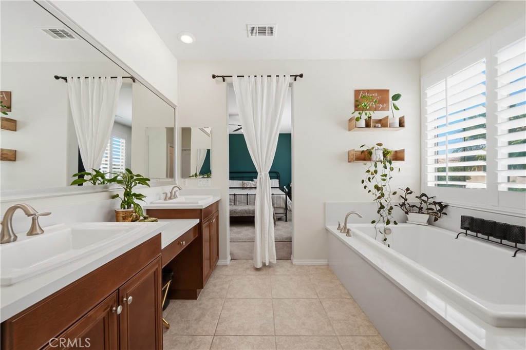 7664 Las Brisas Court