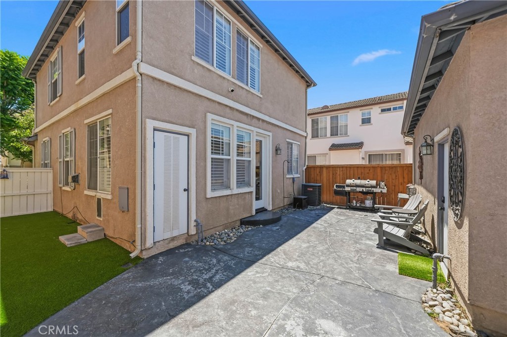 12827 Sunrose Court