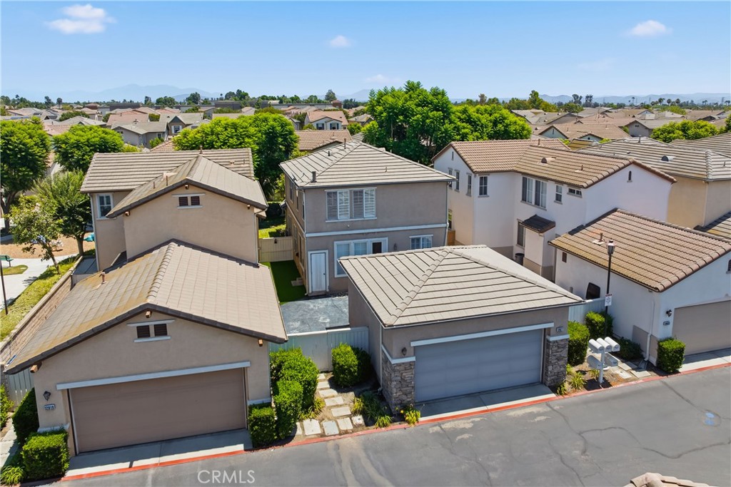 12827 Sunrose Court