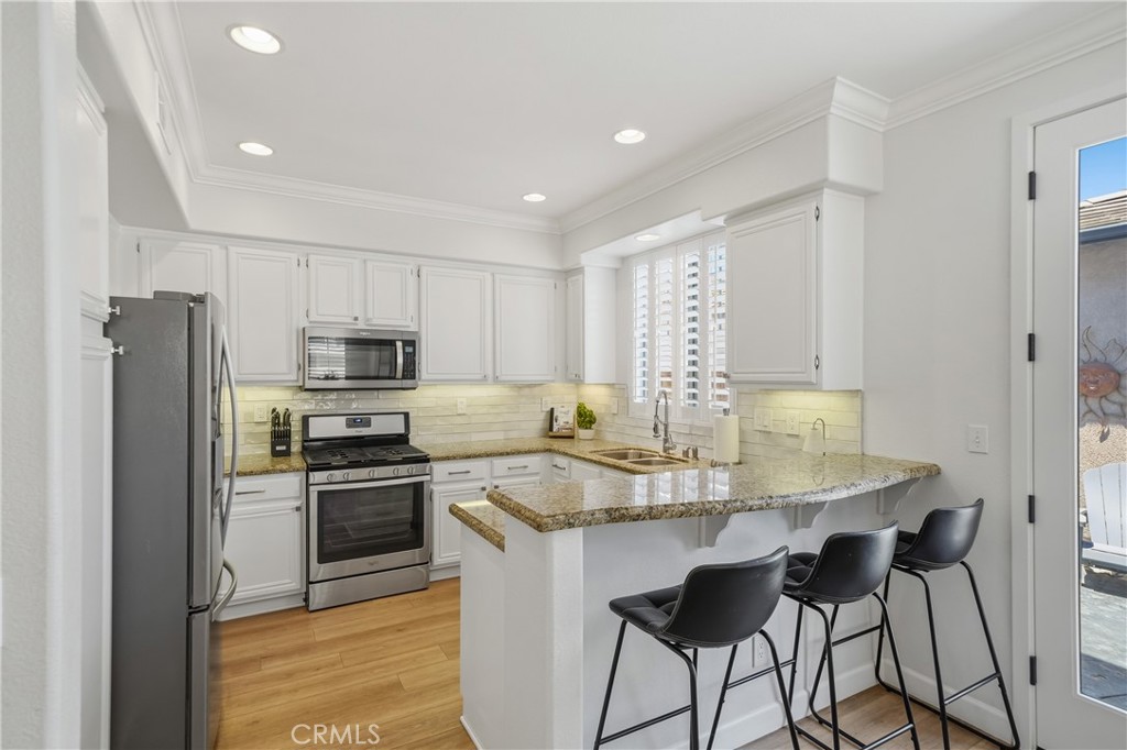 12827 Sunrose Court