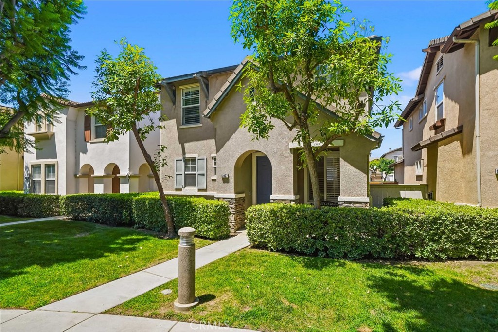 12827 Sunrose Court