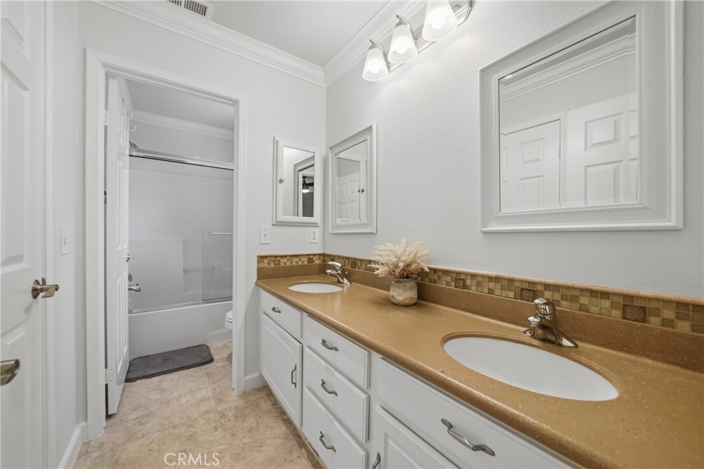 12827 Sunrose Court