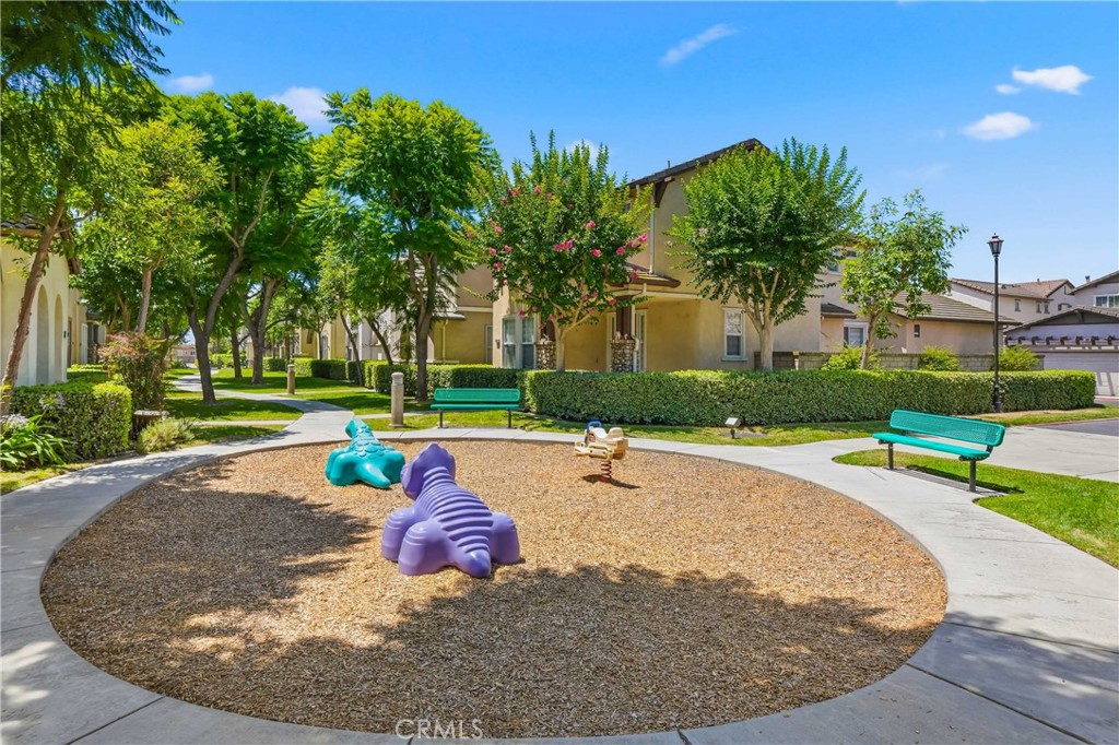 12827 Sunrose Court