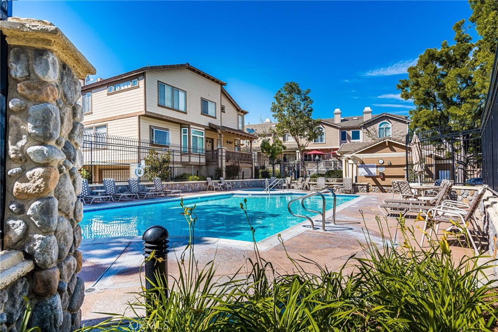 3441 E Berkshire Court