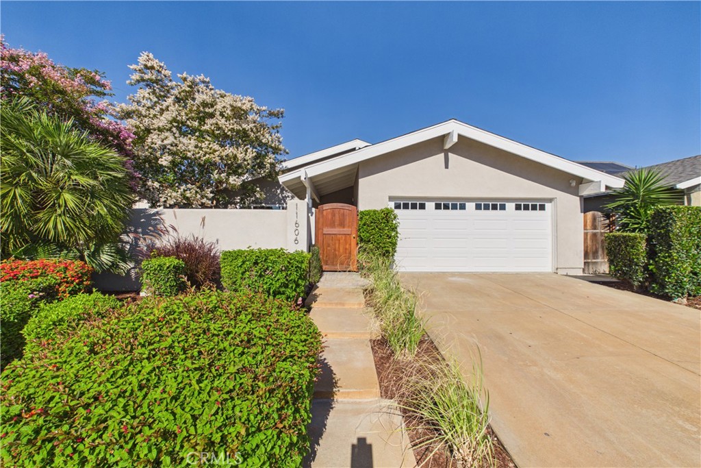 11606 Lakia Drive