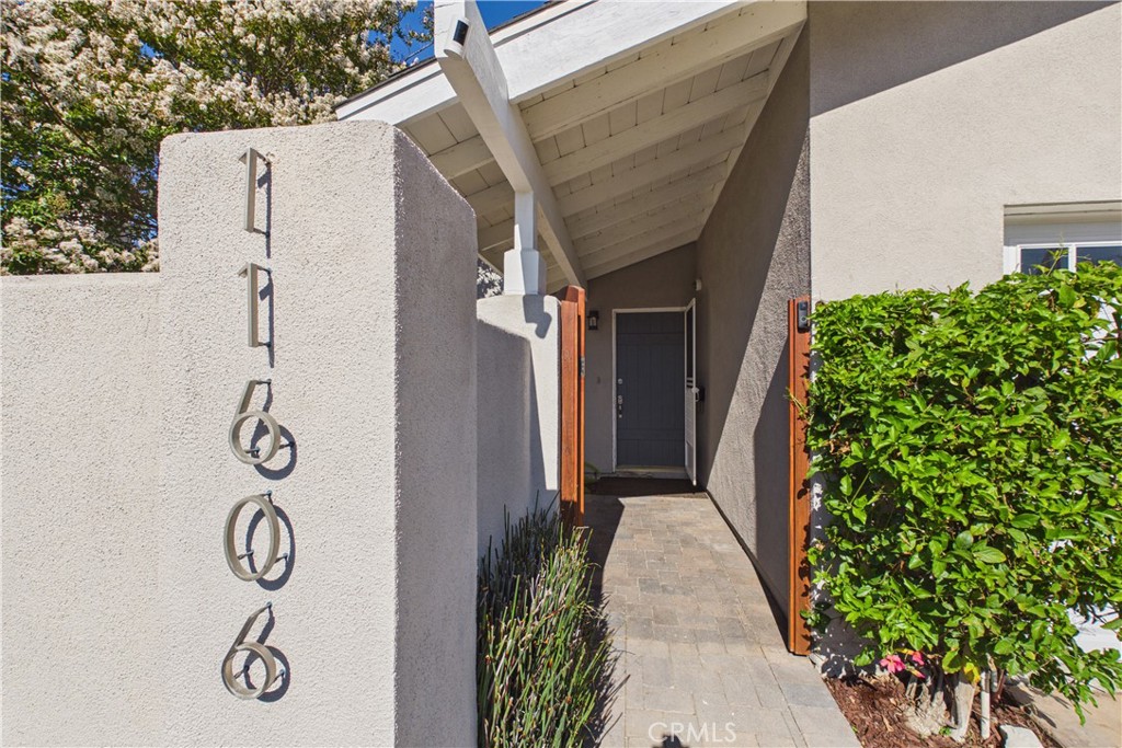 11606 Lakia Drive