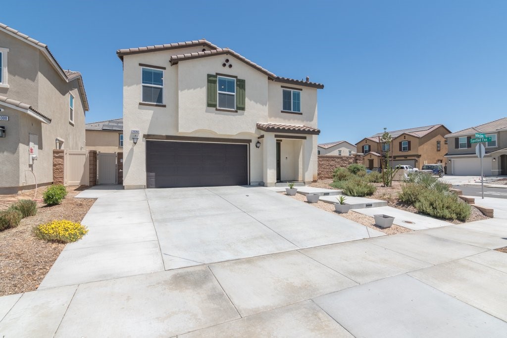 28360 Hollow Grove